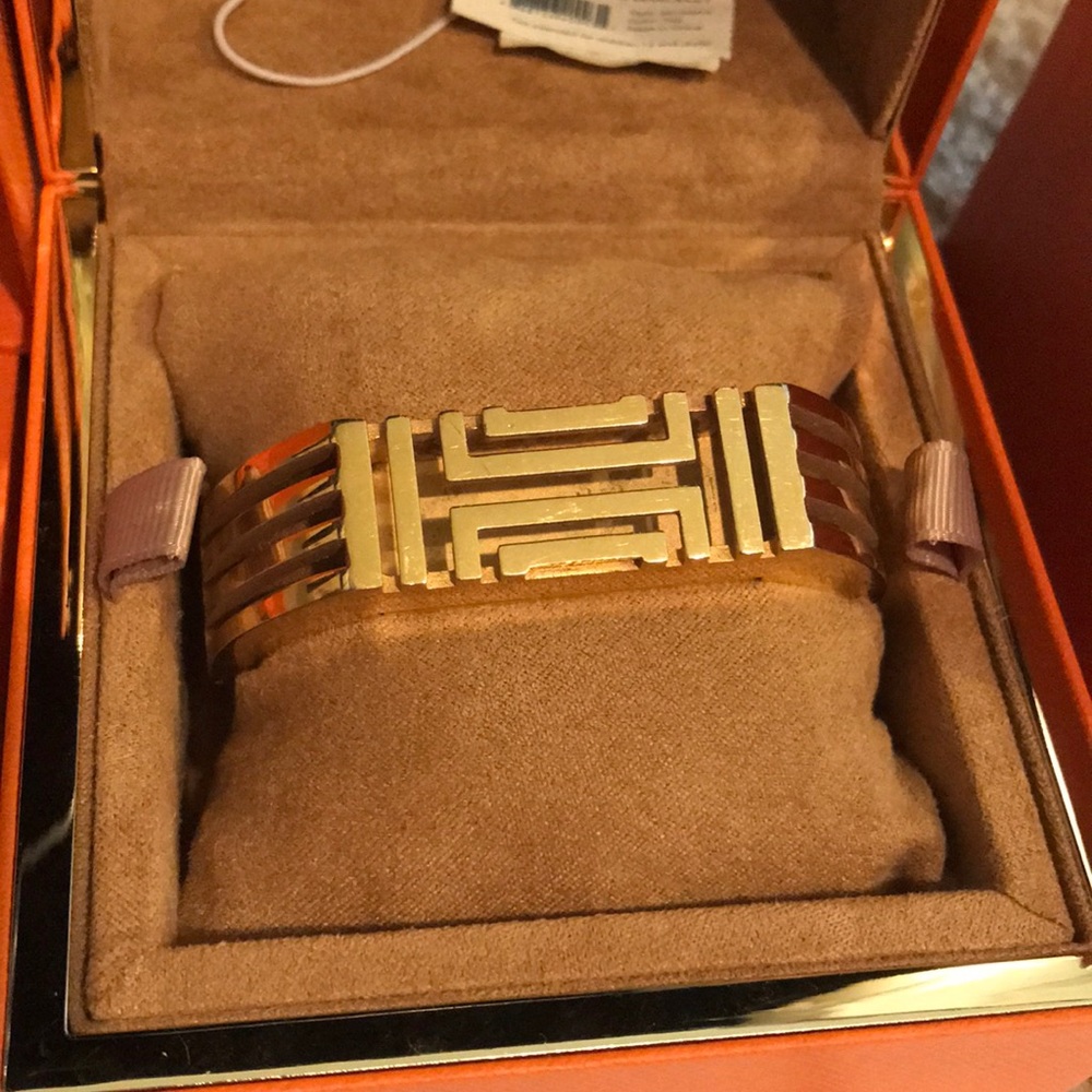 Tory Burch bracelet
